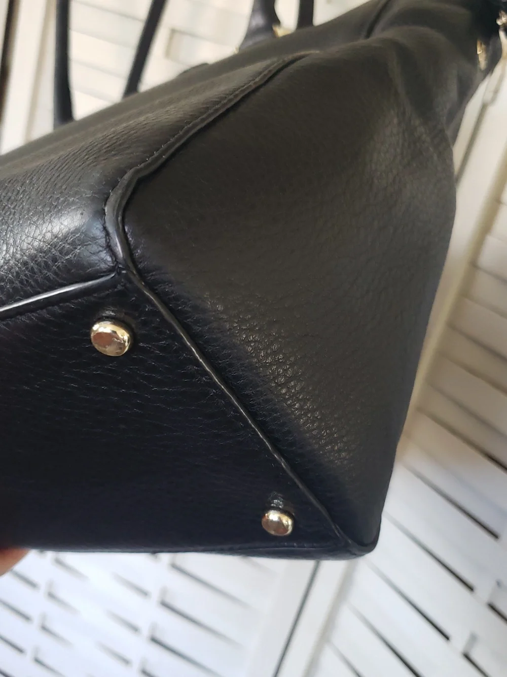 Kate Spade Black Structured Leather Tote Bag with Gold Hardware - Picture 4 of 8